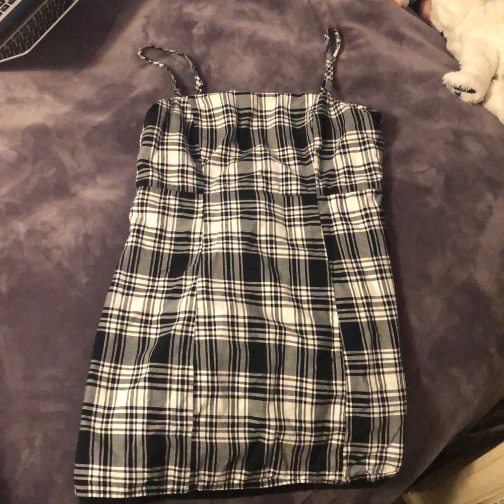 super cute plaid black n white dress